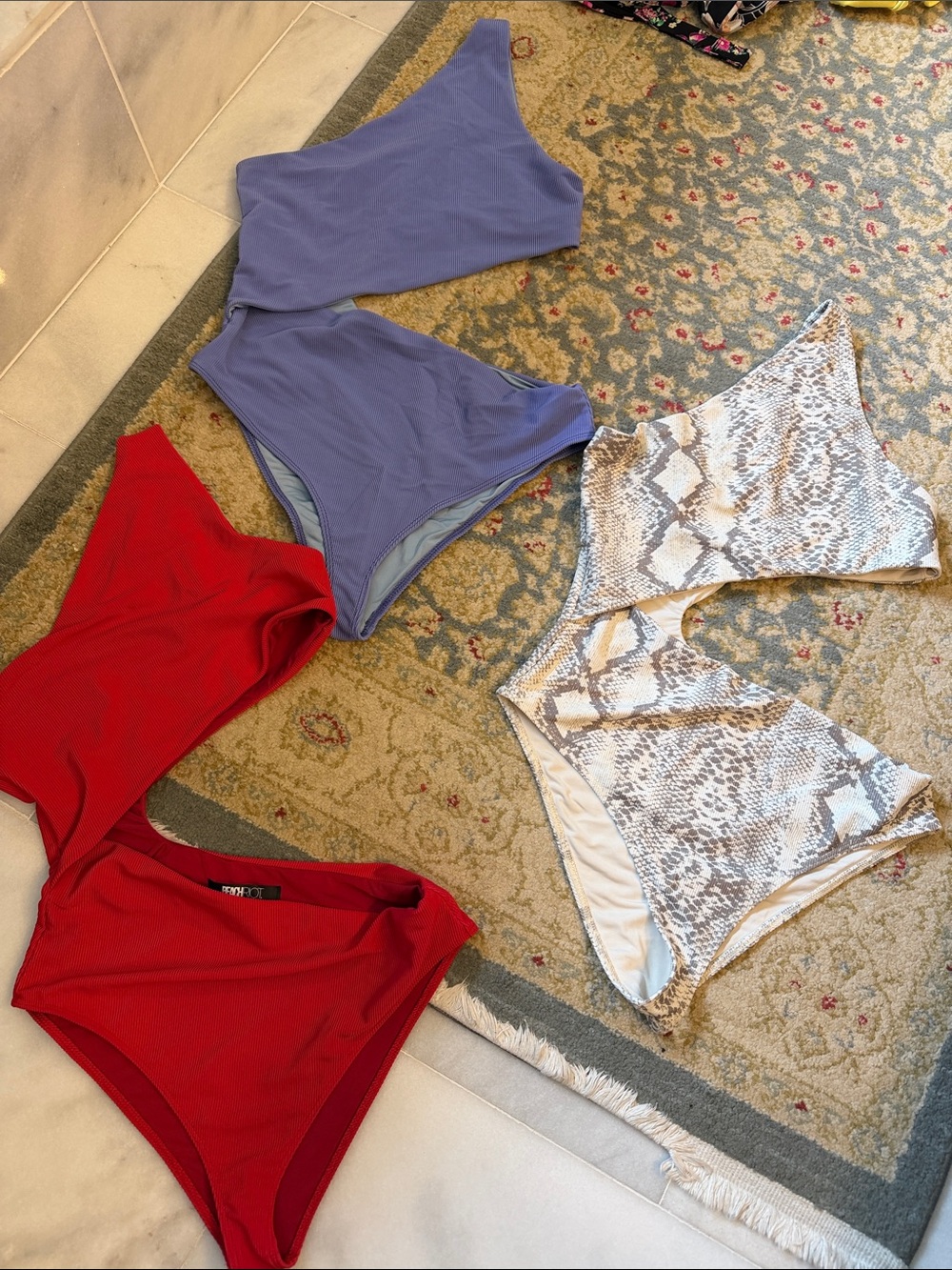 Listing includes red and cream print! Beautiful and flattering